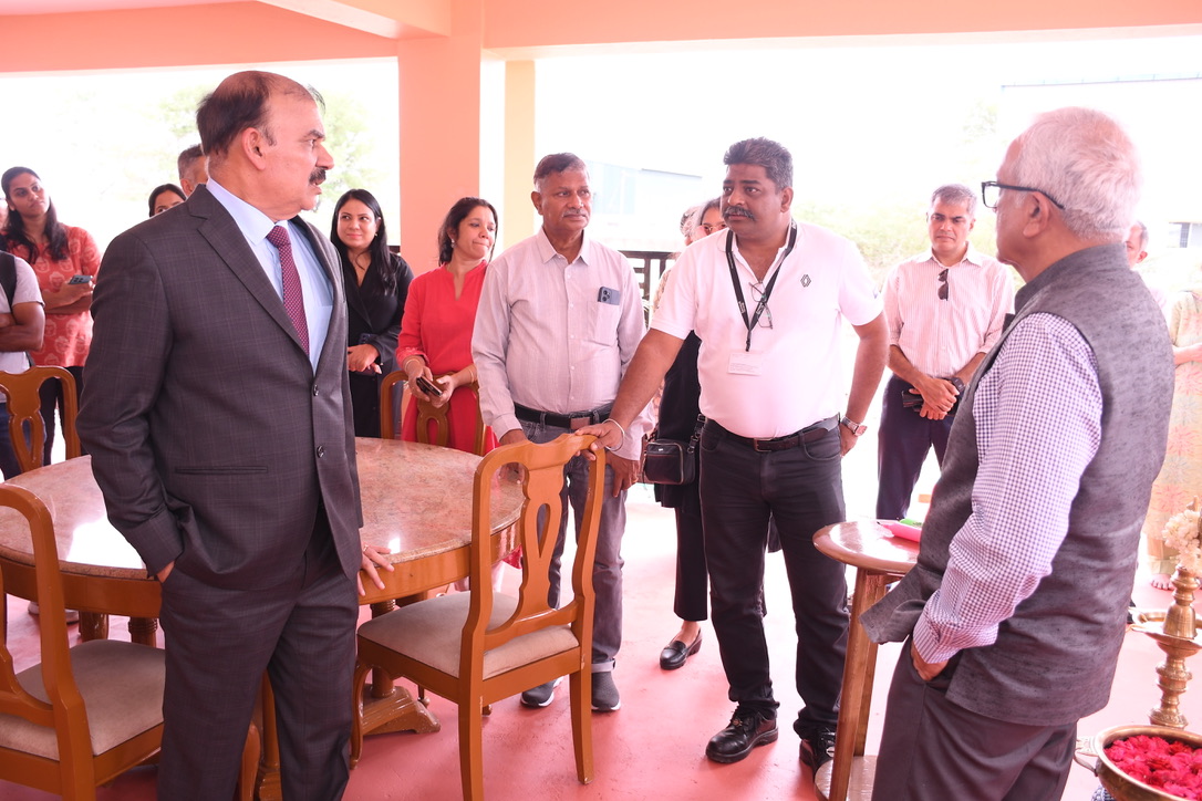 Umoja team conducting an industrial-corridor visit